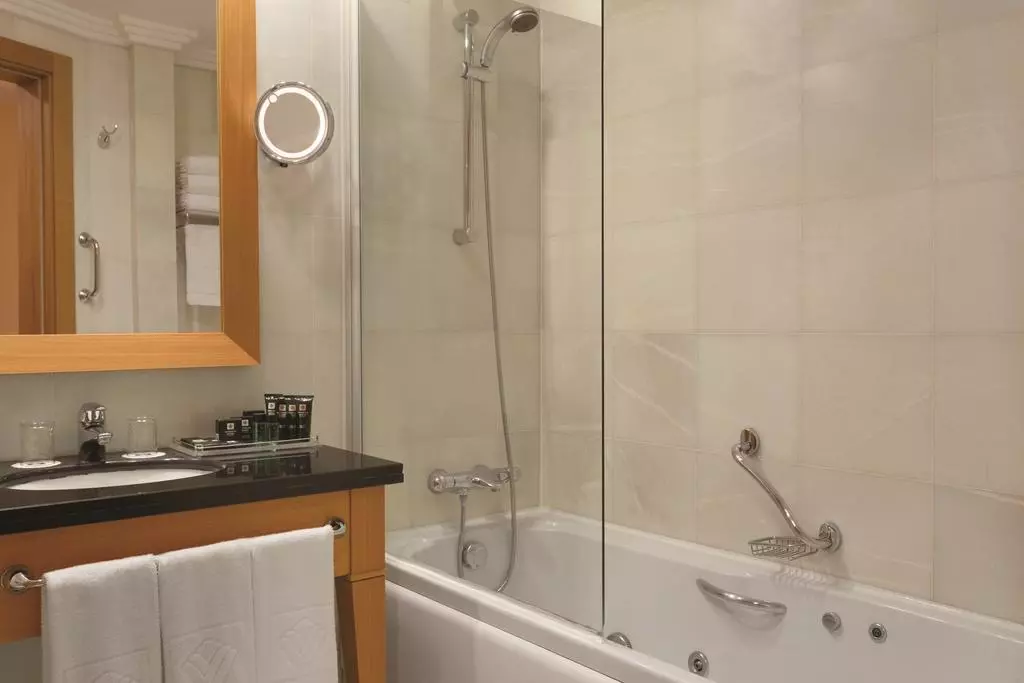 هتل ویندهام گرند ازمیر اوزدیلک ازمیر-مهرپرواز-9025